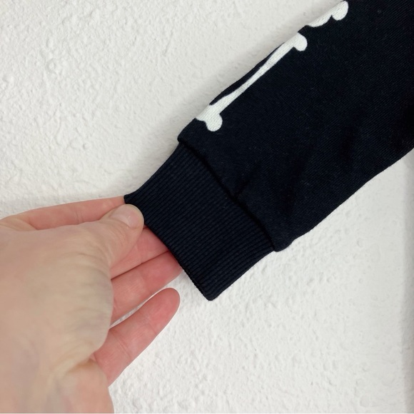 NWT Disney Store Mickey Mouse costume baby one piece glow in the dark 3-6 months - Picture 8 of 12